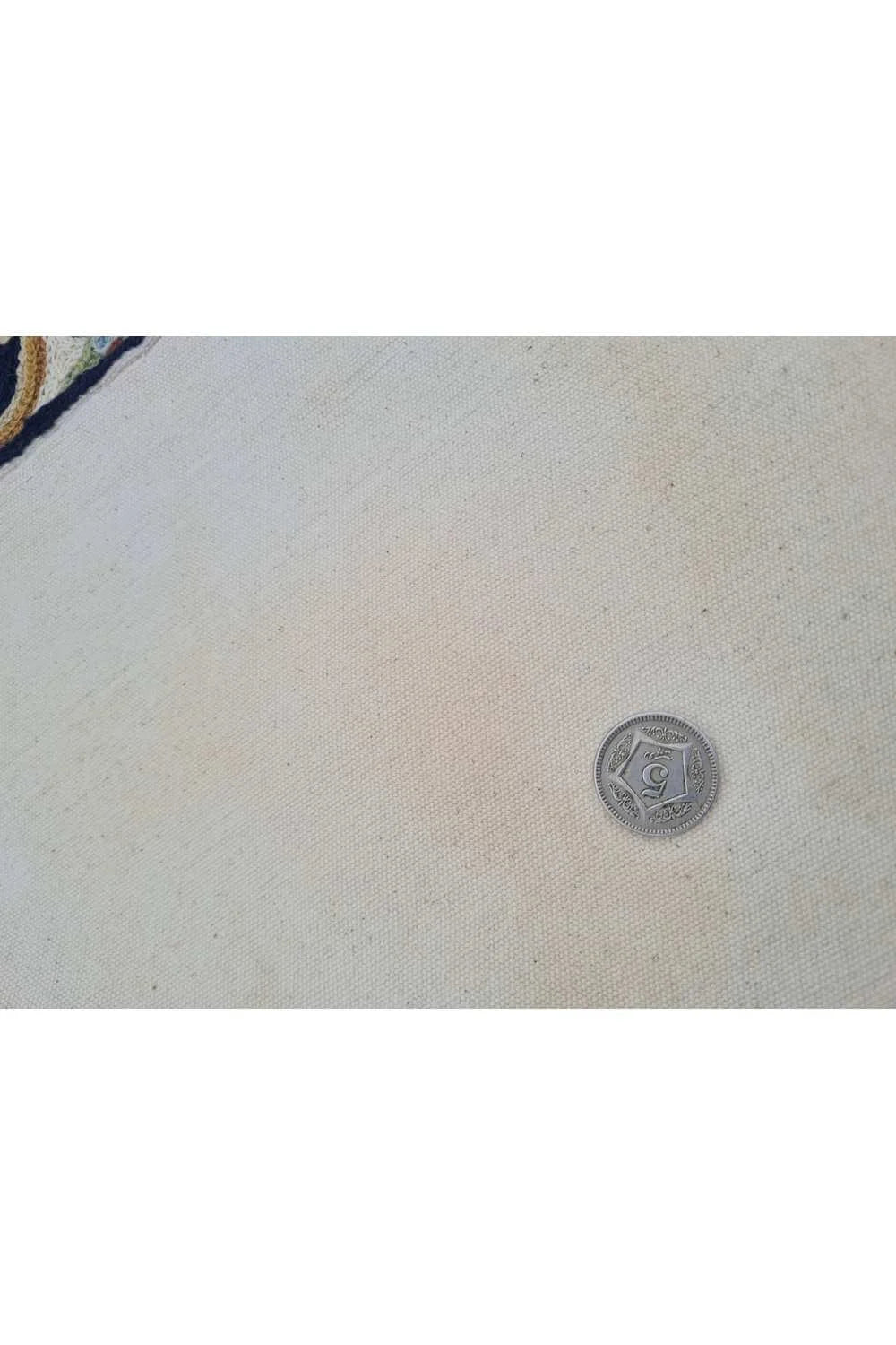 Hand Embroidered Needlework Vintage Kashmiri Textile Wall Hanging 4.0 x 2.6 Ft