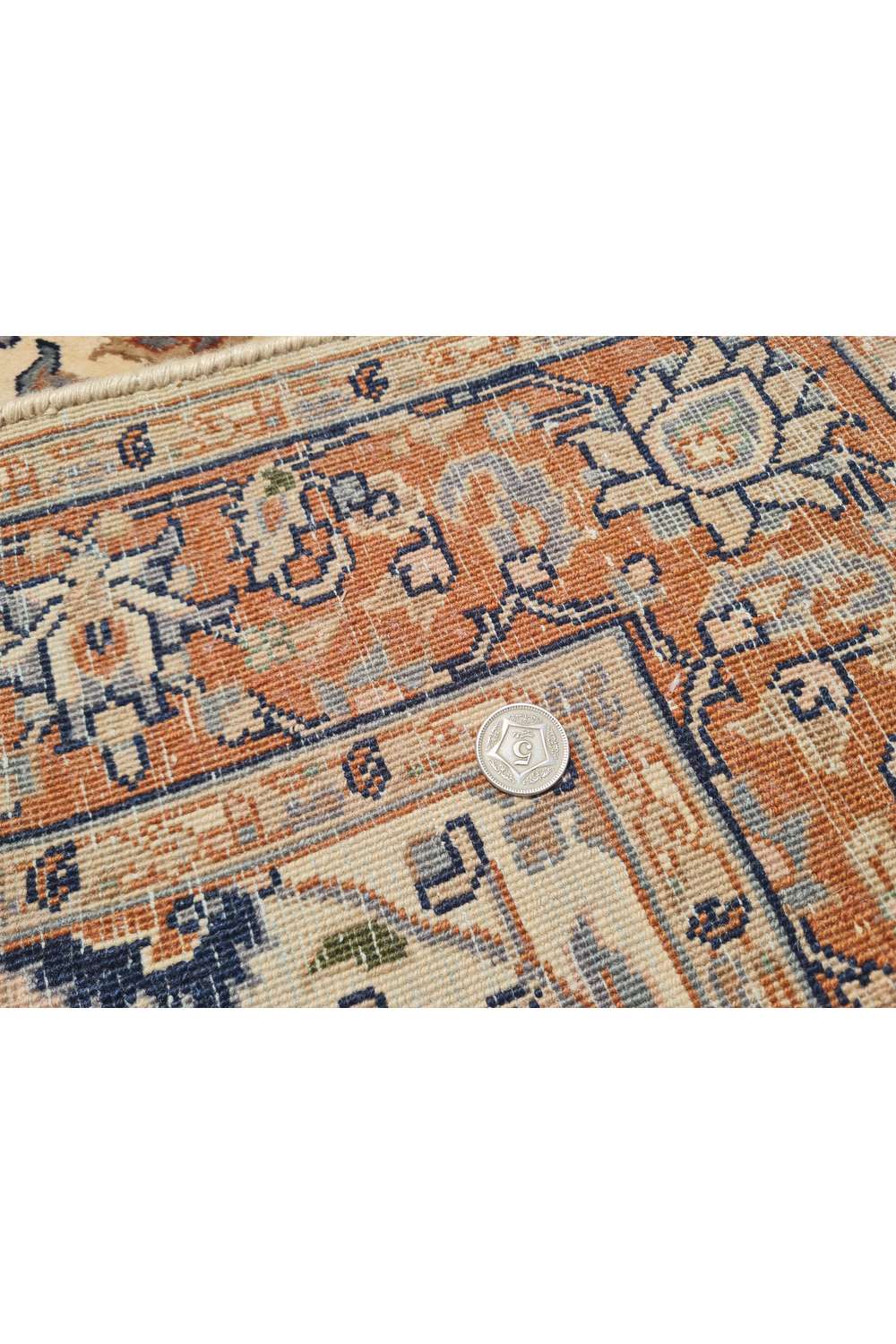 Amazing Hand Knotted Vintage Indo Wool Area Rug 5.4 x 3.0 Ft