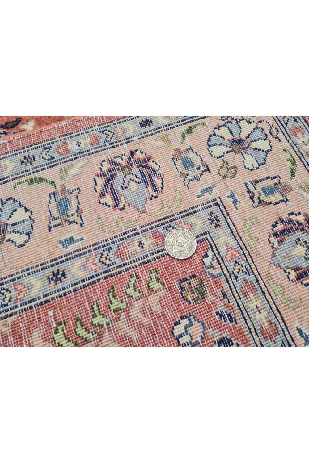 Amazing Hand Knotted Vintage Double Knot Wool Area Rug 5.2 x 3.2 Ft
