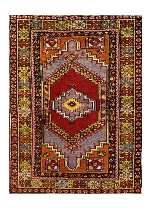 Amazing Hand Knotted Vintage Turkish Wool Area Rug 6.3 x 3.7 Ft