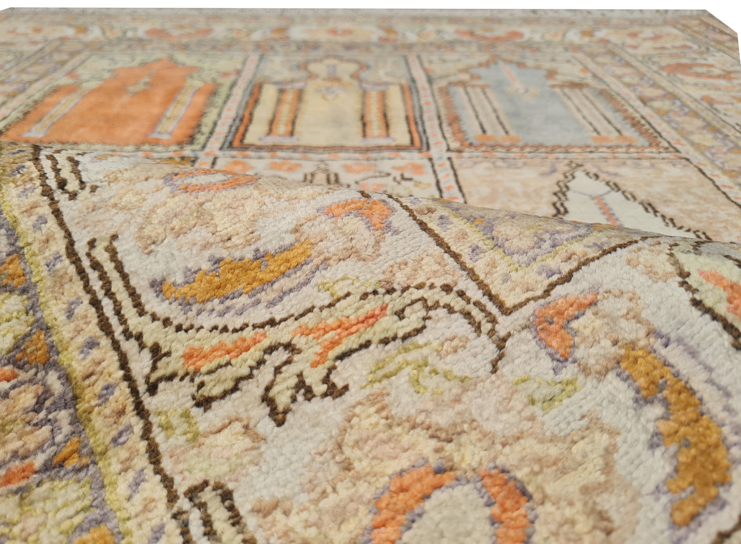 Amazing Hand Knotted Vintage Turkish Qaisery Silk Area Rug 4.3 x 3.0 Ft
