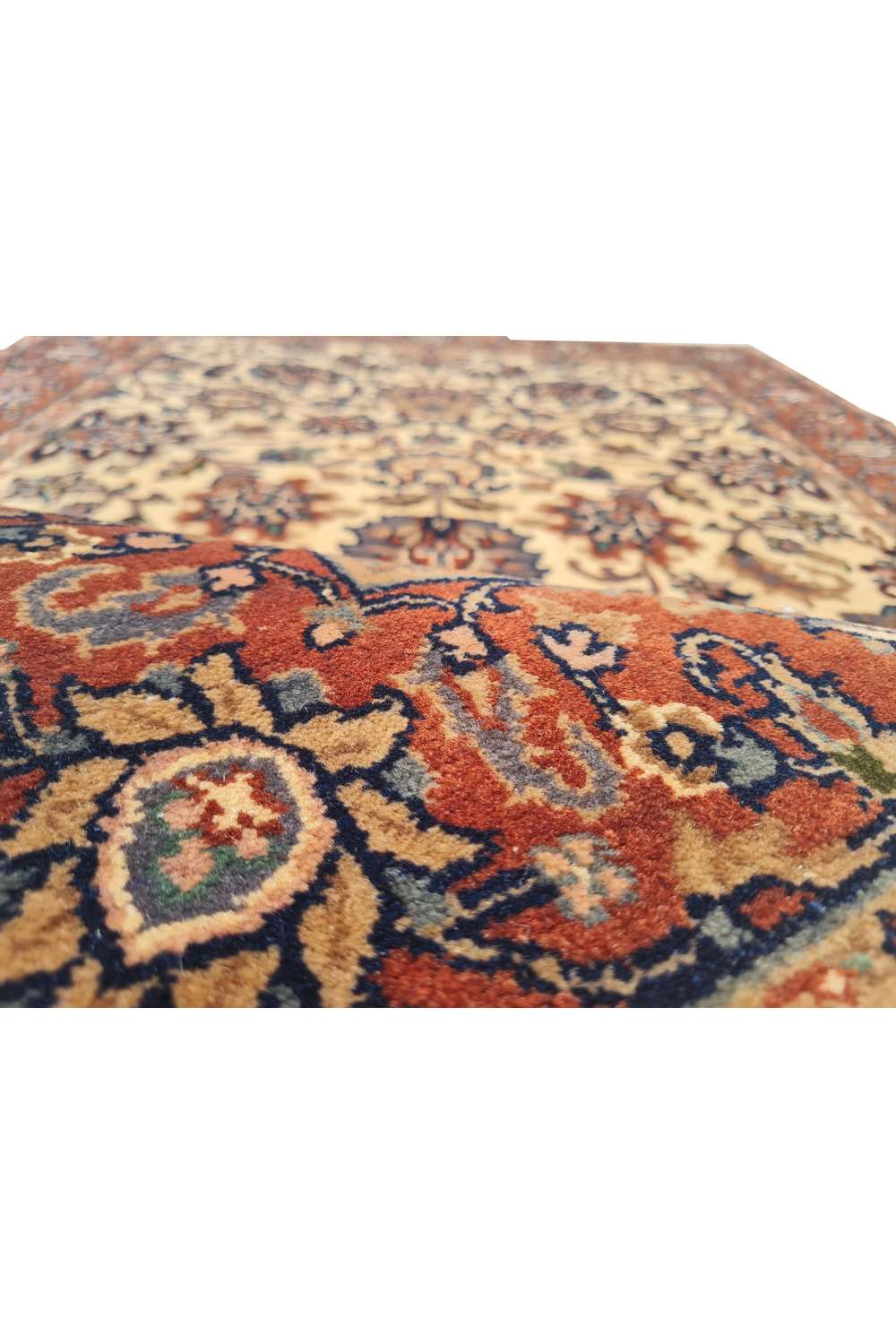 Amazing Hand Knotted Vintage Indo Wool Area Rug 5.4 x 3.0 Ft