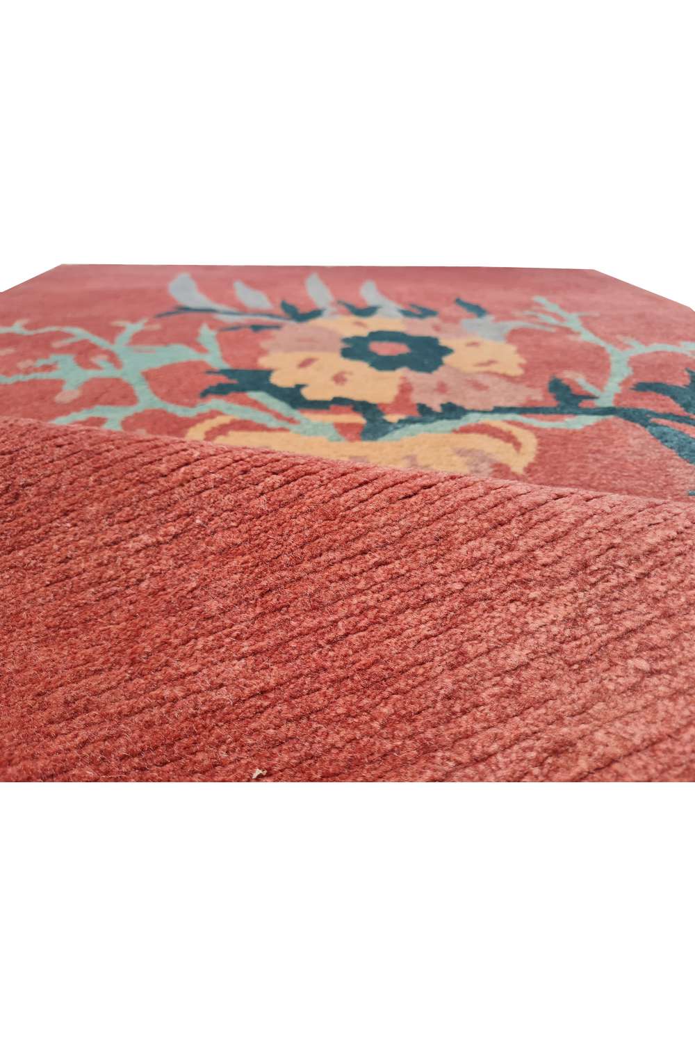 Amazing Hand Knotted Vintage Nepali Wool Area Rug 5.3 x 3.1 Ft