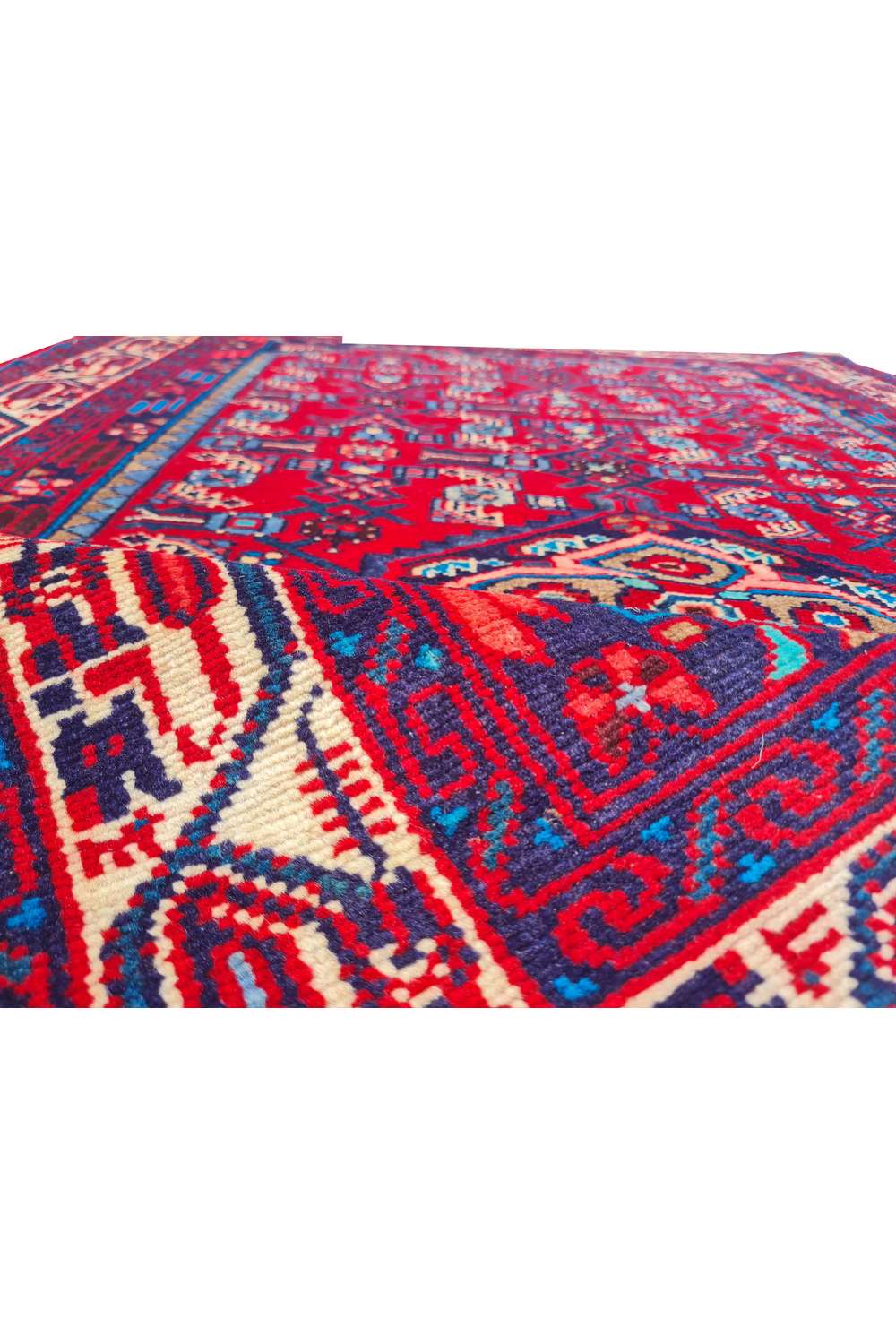 Amazing Hand Knotted Vintage Persian Bijar Wool Area Rug 5.3 x 3.3 Ft
