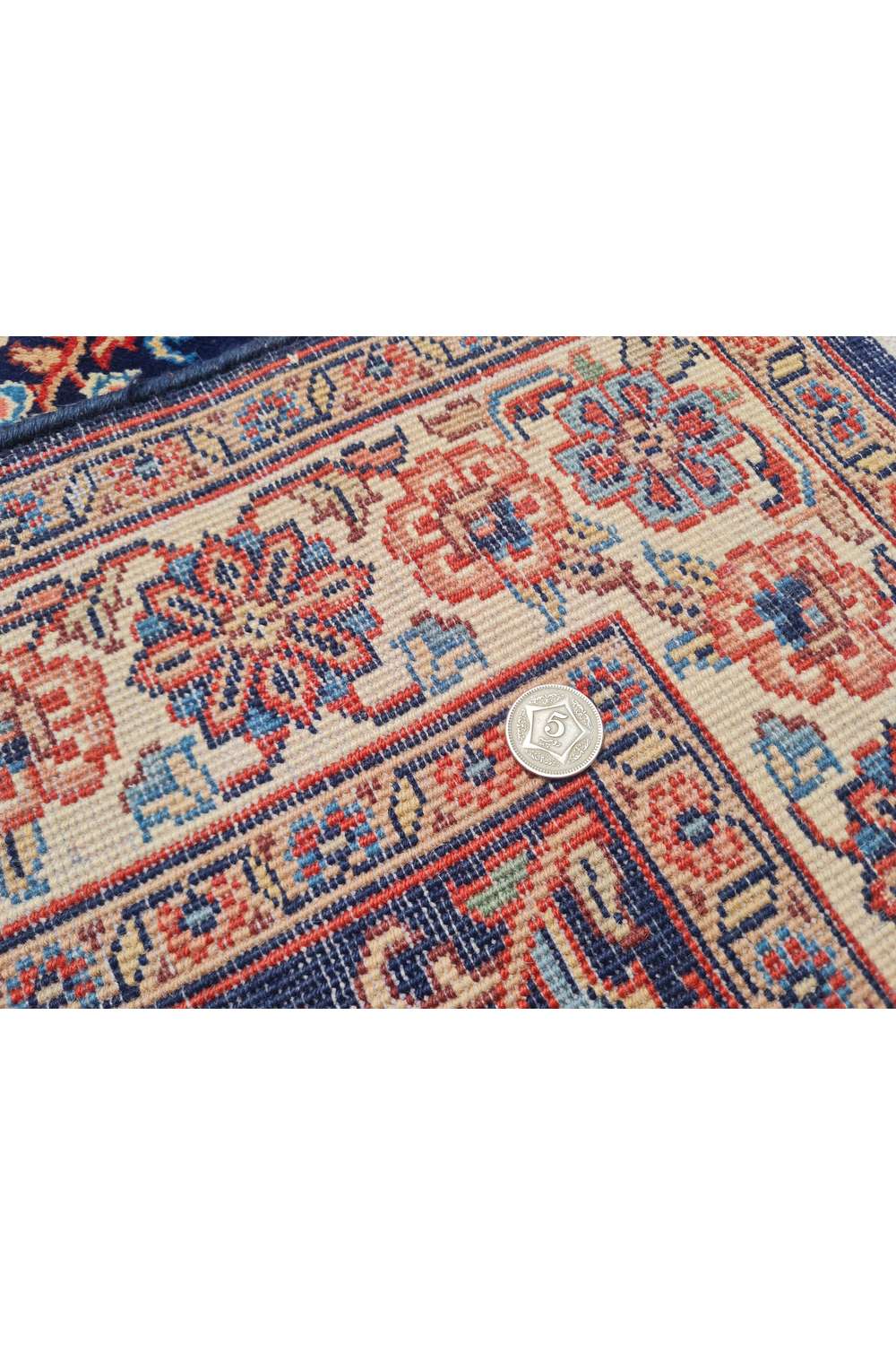 Amazing Hand Knotted Vintage Saroukh Wool Area Rug 5.3 x 2.11 Ft