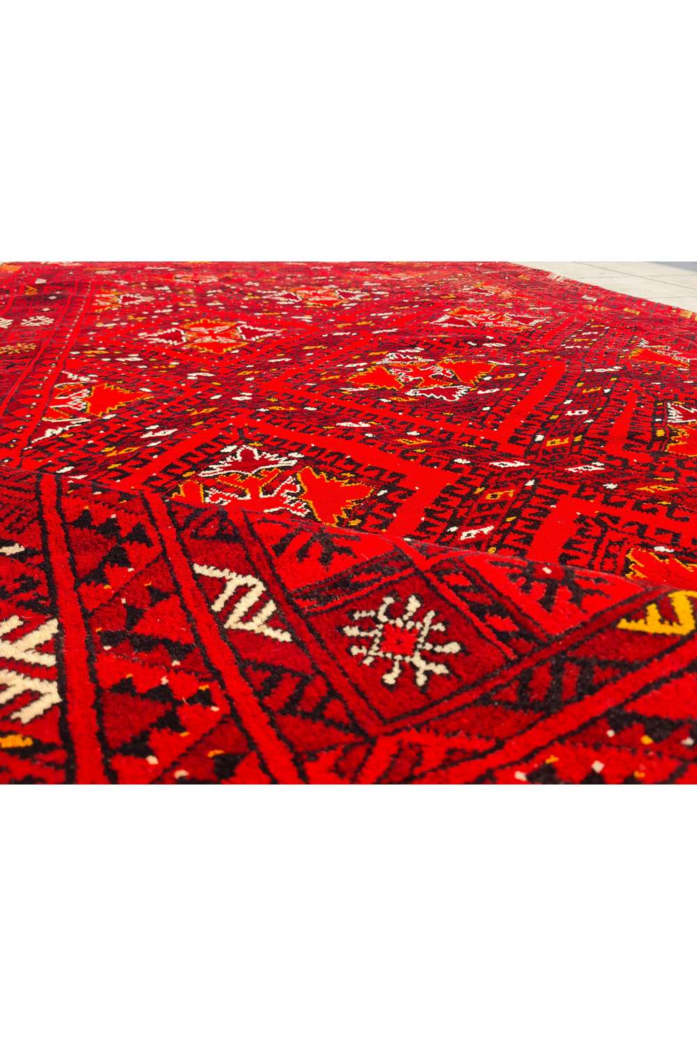 Amazing Hand Knotted Vintage Afghan Turkmen Wool Area Rug 7.4 x 4.11 Ft