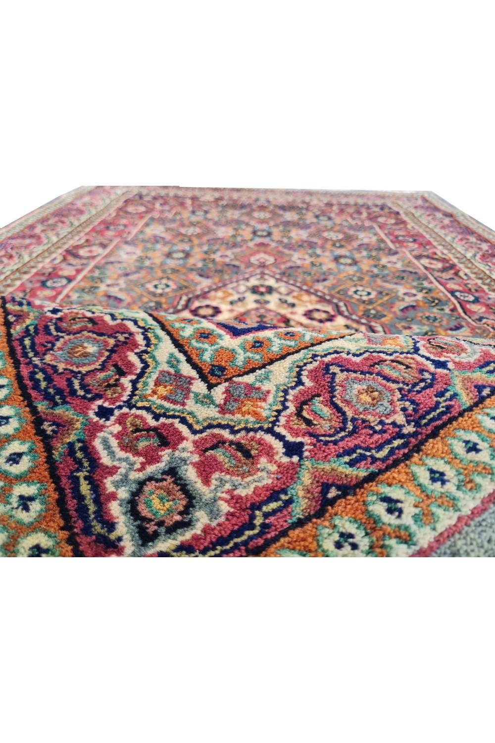 Amazing Hand Knotted Vintage Bijar Wool Area Rug 5.5 x 2.10 Ft
