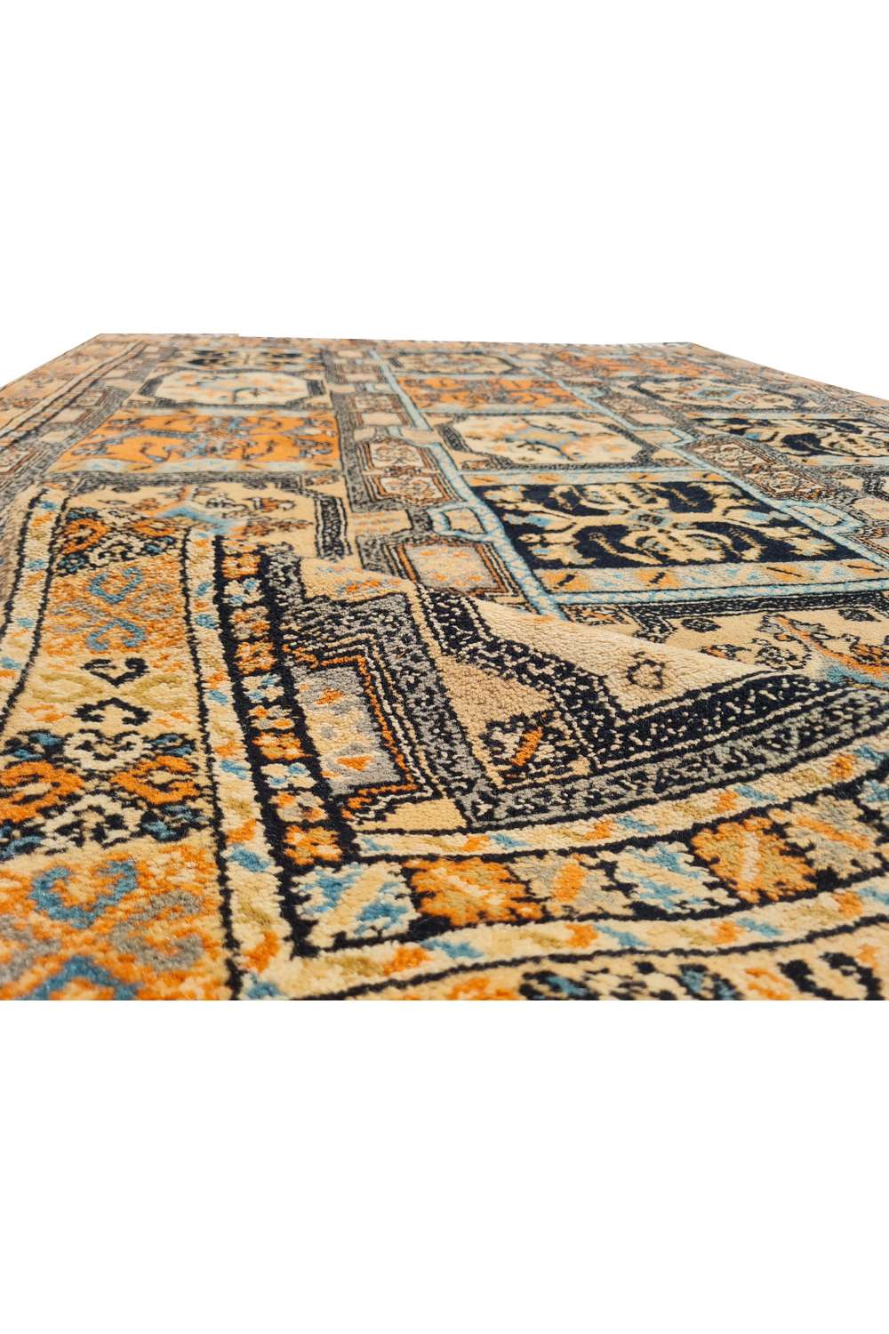Amazing Hand Knotted Vintage Moroccan Wool Area Rug 7.2 x 4.11 Ft