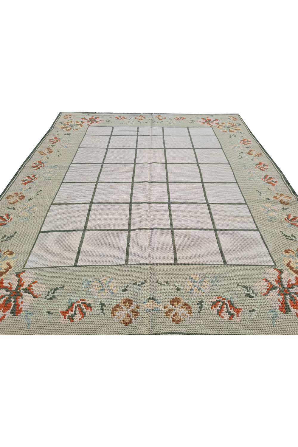 Hand Embroidered Needlework Vintage France Kilm Wool Area Rug 7.5 x 6.1 Ft