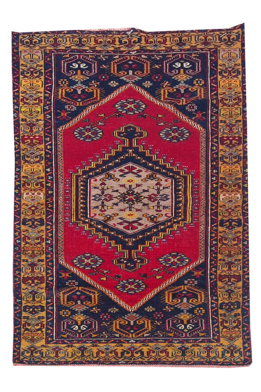Authentic Hand Knotted Vintage Turkish Wool Area Rug 5.11 x 3.4 Ft