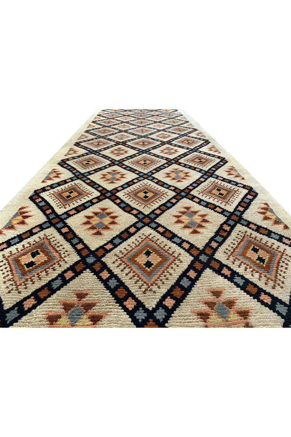 Amazing Hand Knotted Turkish Wool Area Runner Rug 8.9 x 3.0 Ft