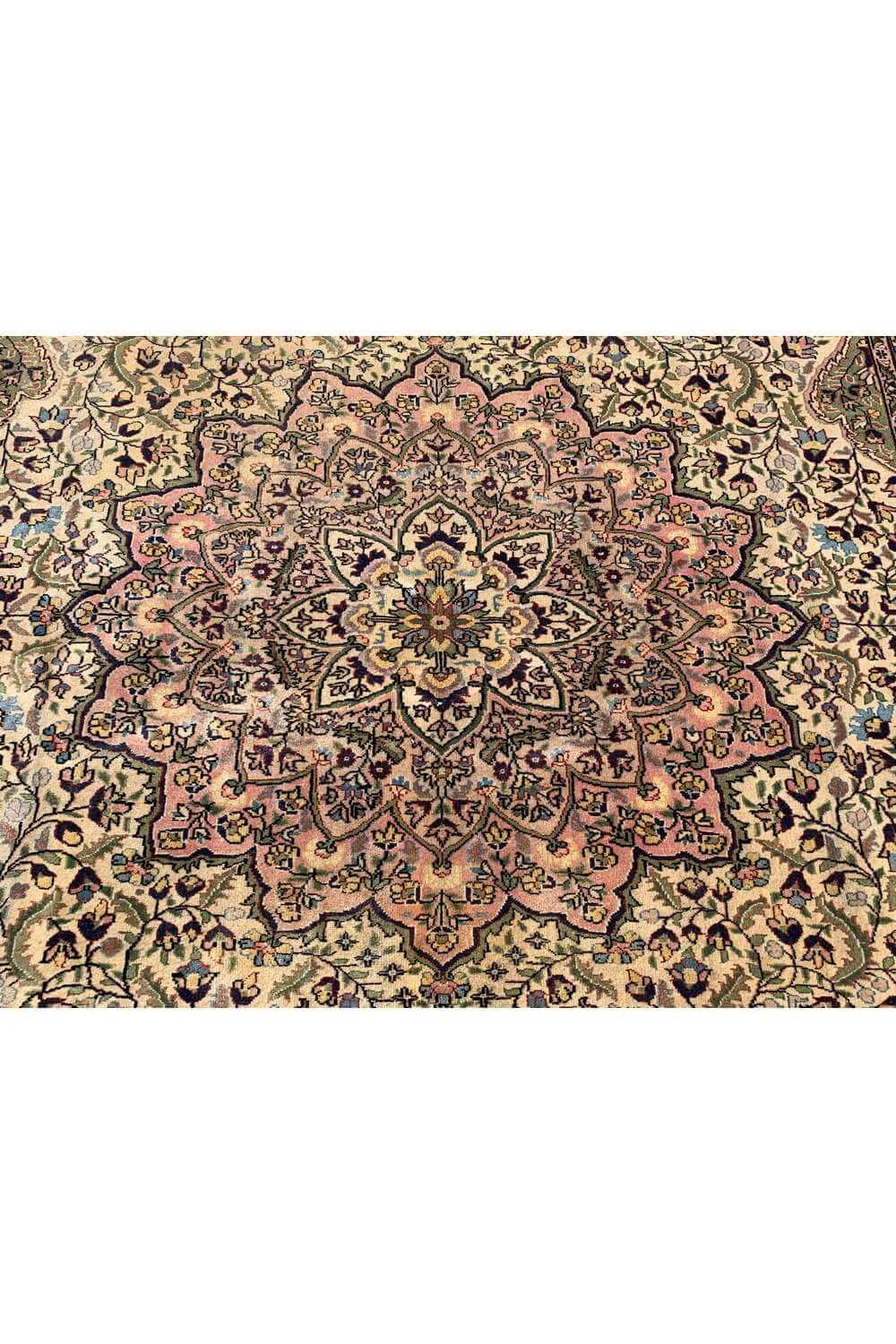 Amazing Hand Knotted Vintage Hareez Wool Area Rug 9.9 x 6.9 Ft