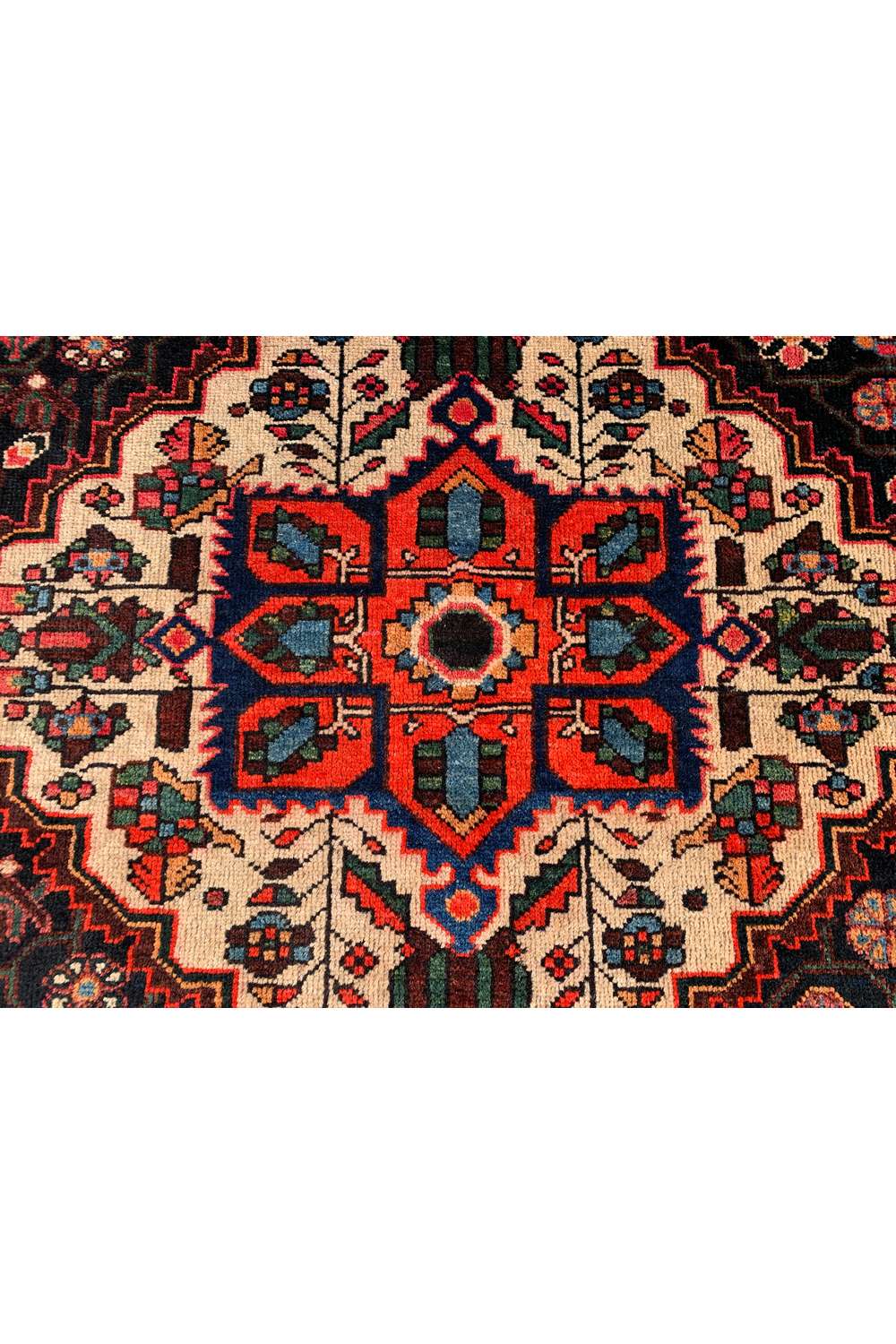 Amazing Hand Knotted Vintage Malayaar Wool Area Rug 5.0 x 3.6 Ft